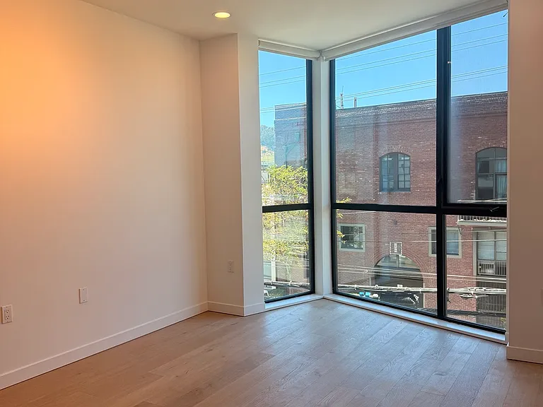 815 Tennessee St #311 — Photo 5