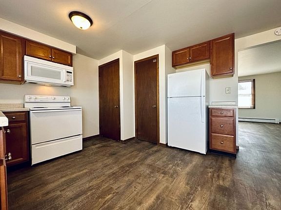 5th image of 2082-2084 Terry Ln