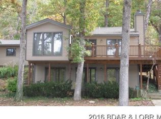 1352 Ridge Cir, Sunrise Beach, MO 65079