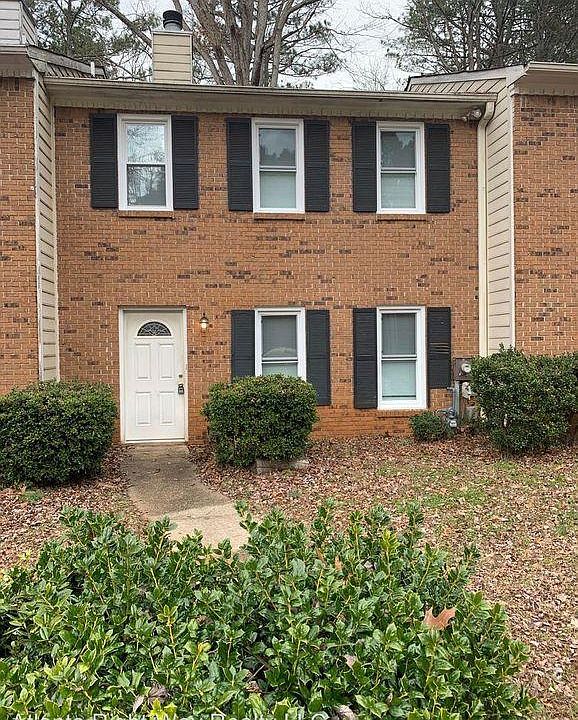 1st image of 2766 Northwood Ct SW