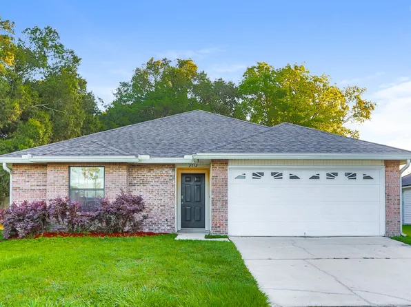 2712 Secret Harbor Dr, Orange Park, FL 32065