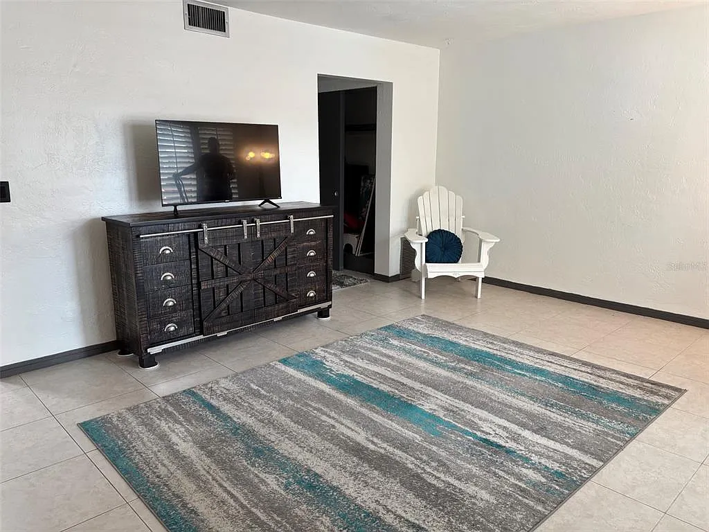 1 bed, 1.0 bath, 825 sqft, $1,450 — Photo 4