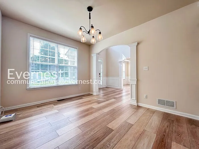 5995 Chinook Ct — Photo 9