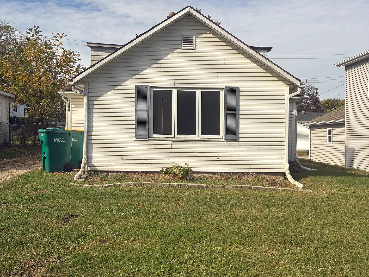 3 bed, 1456 sqft, $1,500 — Photo 1