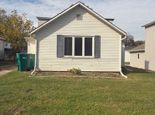 1009 Queensboro Ave, Mishawaka, IN 46544