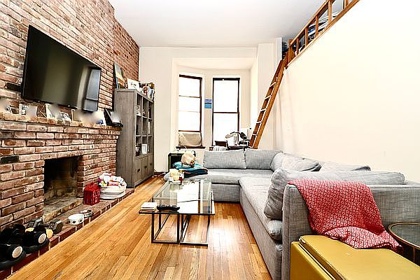 1st image of 36 W 73rd St APT 5