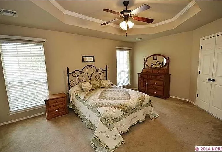 4204 W Kent Ct — Photo 15