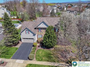 6986 Periwinkle Ct, Macungie, PA 18062