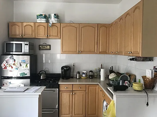 Rented by Aryeh Realty | media 11