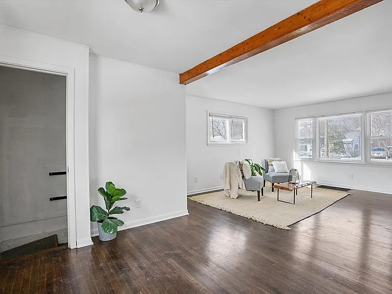 2448 Rainbow Ct — Photo 11