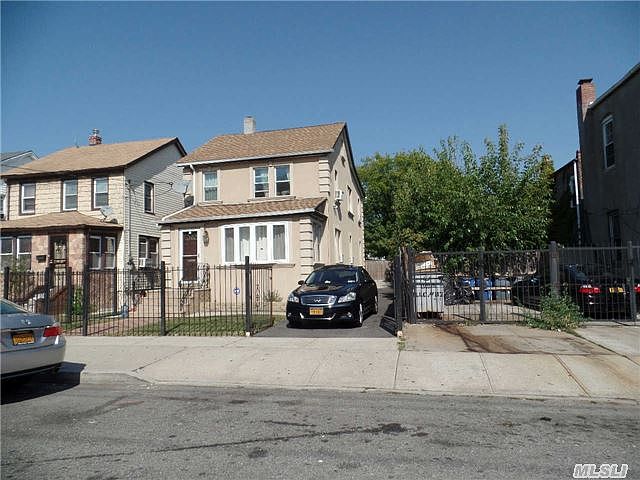 2nd image of 11639 201st St
