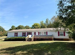 6070 River Heights Dr, Ramseur, NC 27316