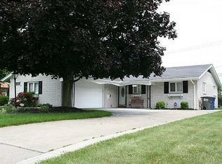 1611 Eaton Dr, Toledo, OH 43614