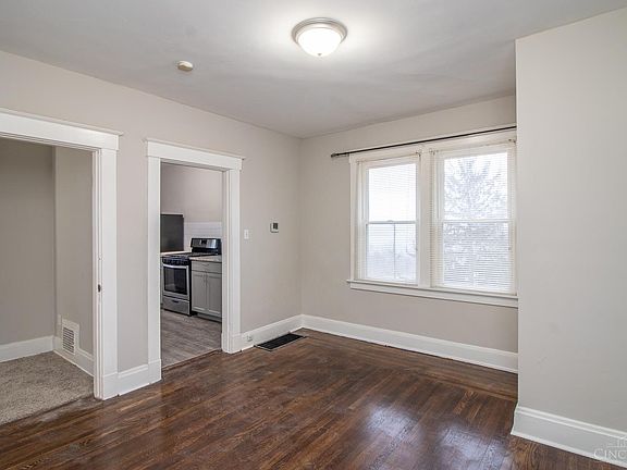 3rd image of 2712 Price Ave