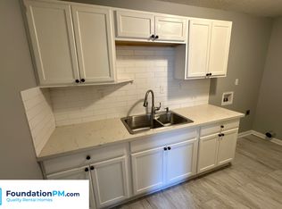 687 Creekstone Cir #Q1, Memphis, TN 38127