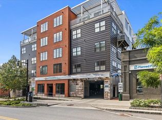 193 Saint Paul St UNIT 402, Burlington, VT 05401