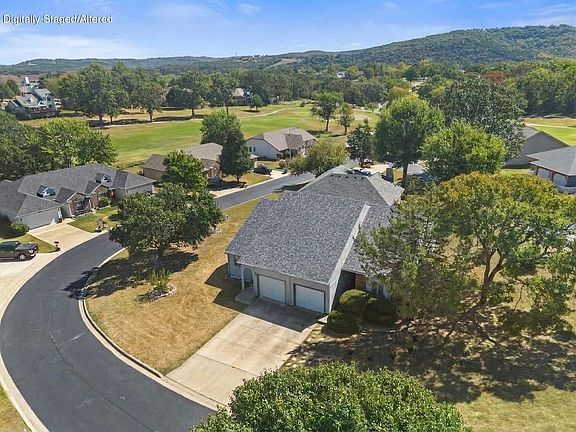 3rd image of 259 Buckingham Drive