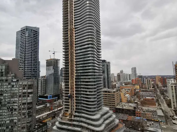 11 Wellesley St W, Toronto, ON