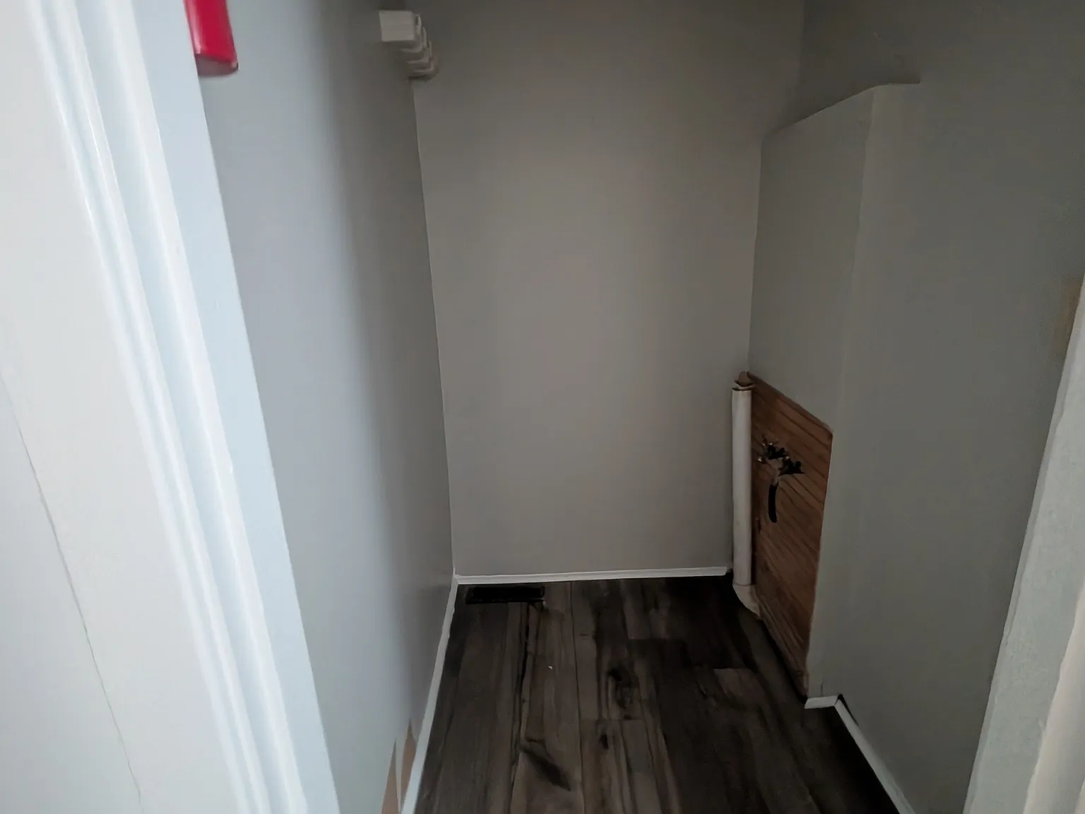 3 bed, 2520 sqft, $1,300 — Photo 1