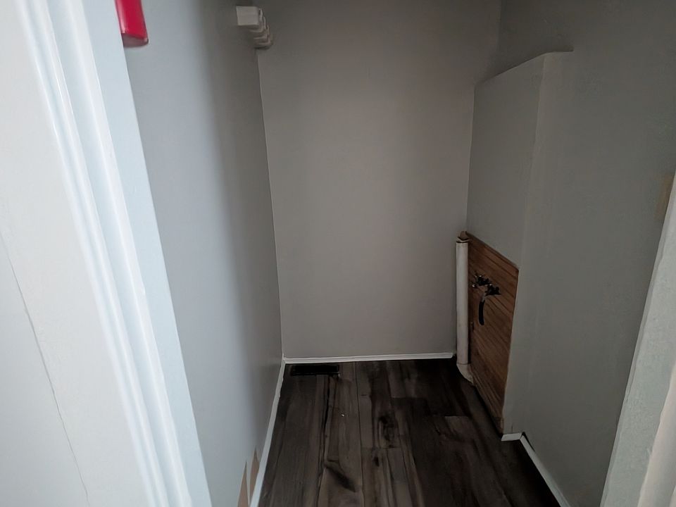 1st image of 3520 Salem St