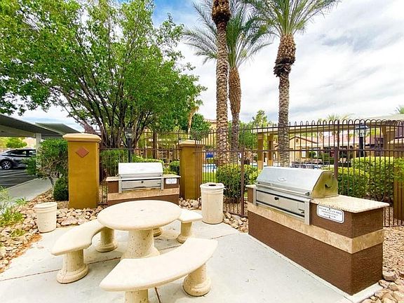 5th image of 950 Seven Hills Dr APT 723