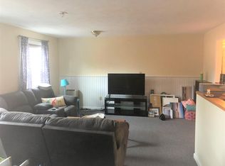12 1st St #3, Topsham, ME 04086