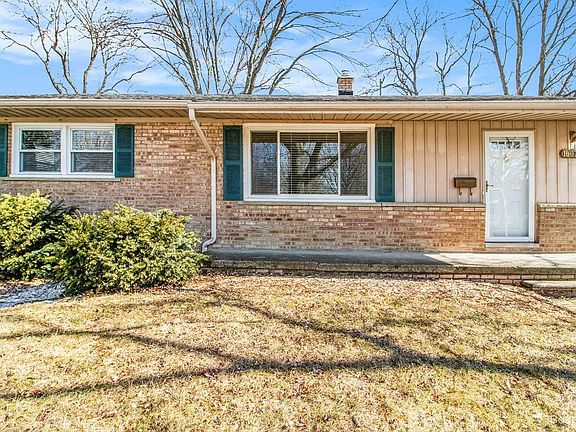 4th image of 1607 Winsted Blvd