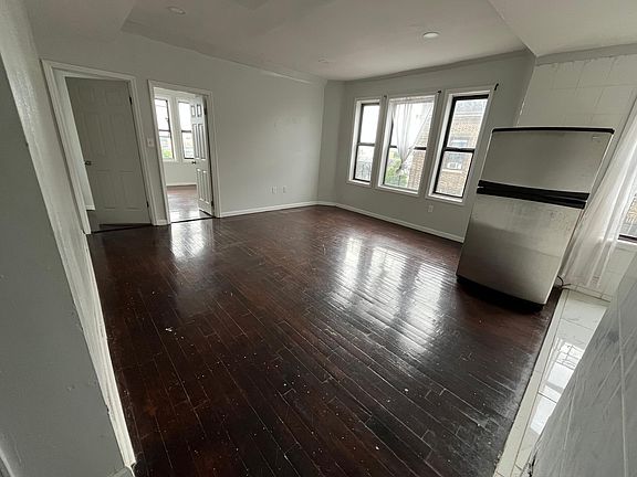 2nd image of 49 Milford Ave APT 10