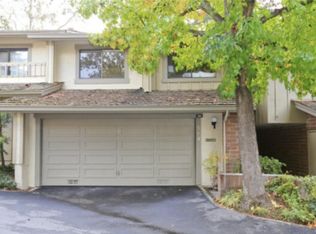 584 Sand Hill Cir, Menlo Park, CA 94025
