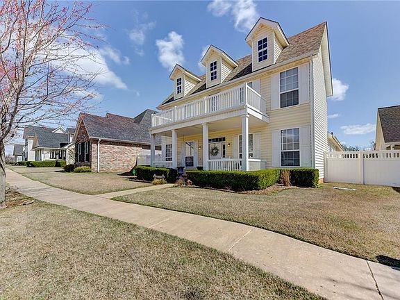 2nd image of 3329 Chardonnay Ln