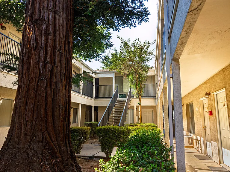 Melton Drive Apartments — Photo 18