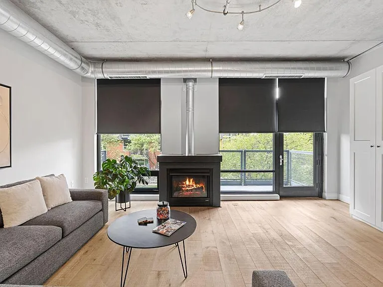 720 N 4th St #213 — Photo 3