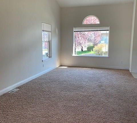 2nd image of 1404 W Fremont Ave Unit A