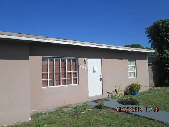 941 E 27th St, Hialeah, FL 33013
