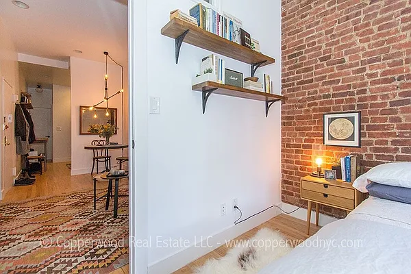 Rented by Copperwood Real Estate | media 10