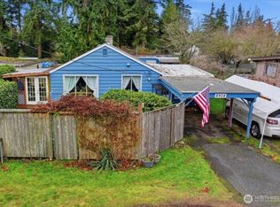 8904 220th St SW, Edmonds, WA 98026