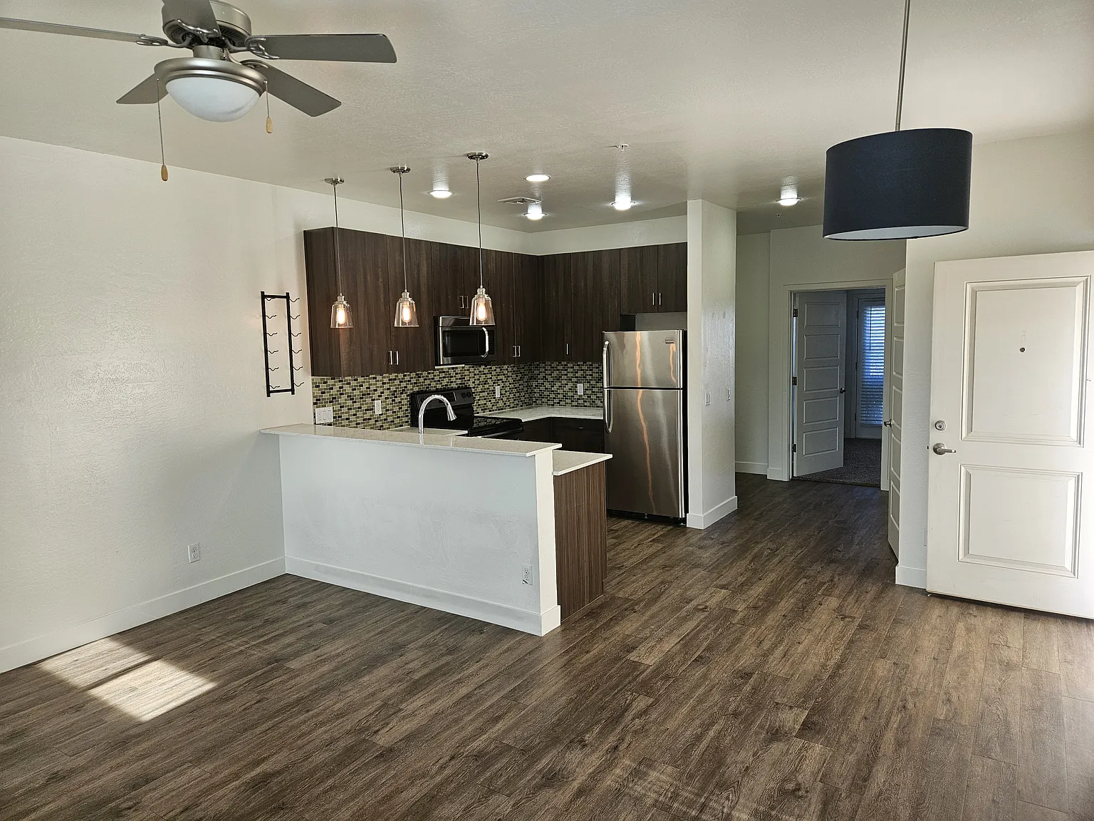 1 bed, 780 sqft, $1,425 — Photo 1
