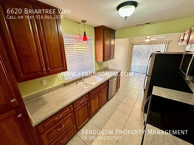 Remodeled Three Bedroom Home in a Great Citrus Heights Neighborhood — Photo 2