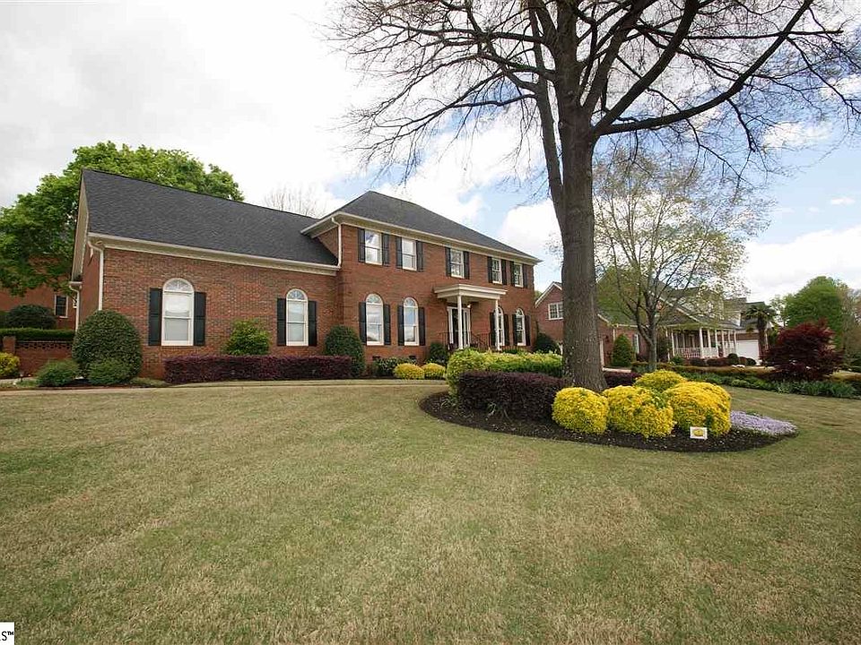 2nd image of 301 Barrington Park Dr