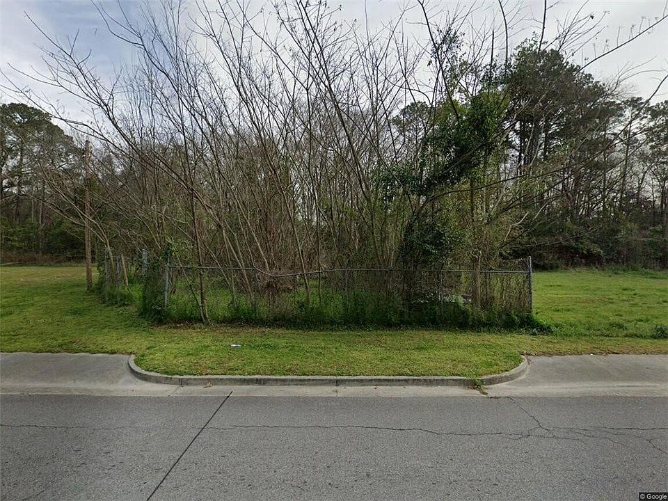 1st image of 512 Martin Luther King St
