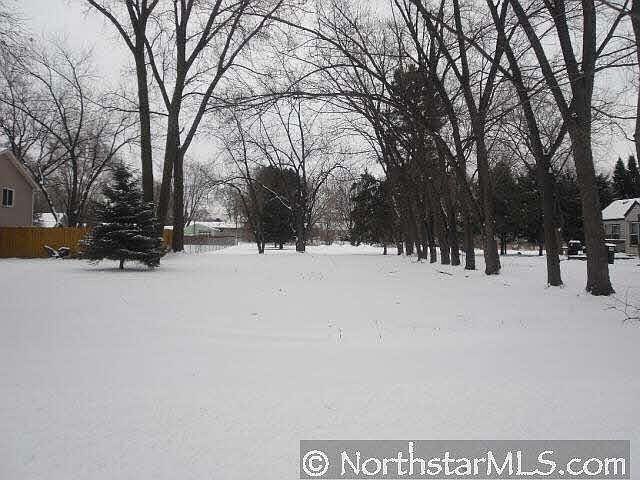 2nd image of 88XX ARONA Avenue