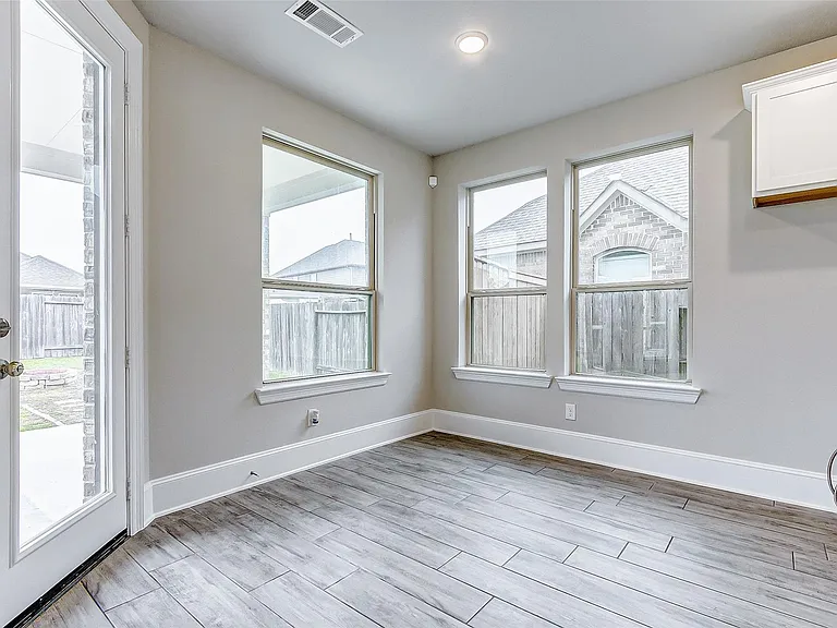 32630 Turning Springs Dr — Photo 11
