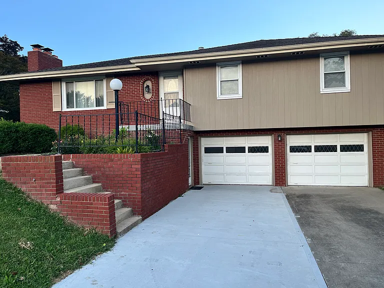 1405 Tamara Dr — Photo 1