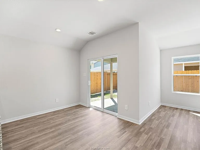 6014 Crest Bridge Ct — Photo 12