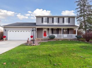 12169 Birchwood Ln, Grand Blanc, MI