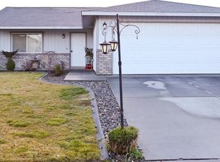 1045 S 3rd Ave, Othello, WA 99344