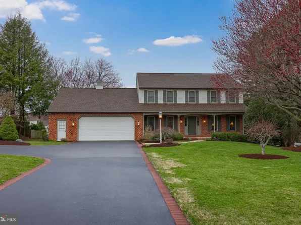 852 Stumpf Hill Dr, Lancaster, PA 17601
