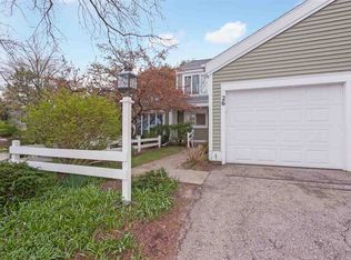26 Bayberry Trl, Madison, WI 53717