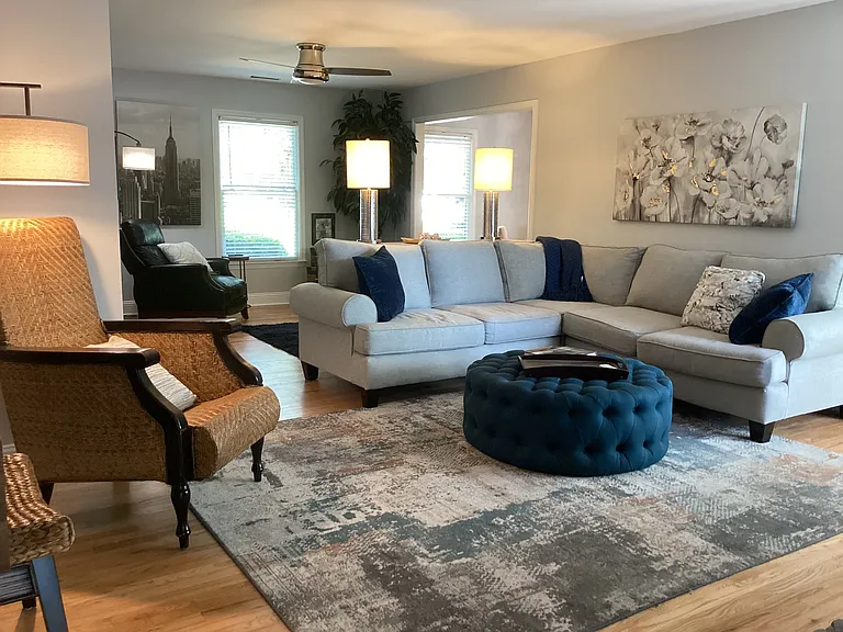 15 Regis Ct — Photo 7