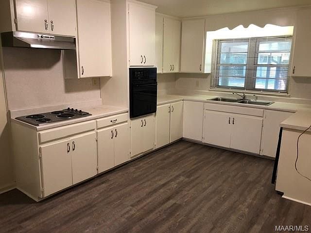 1st image of 2716 Montrose Ave